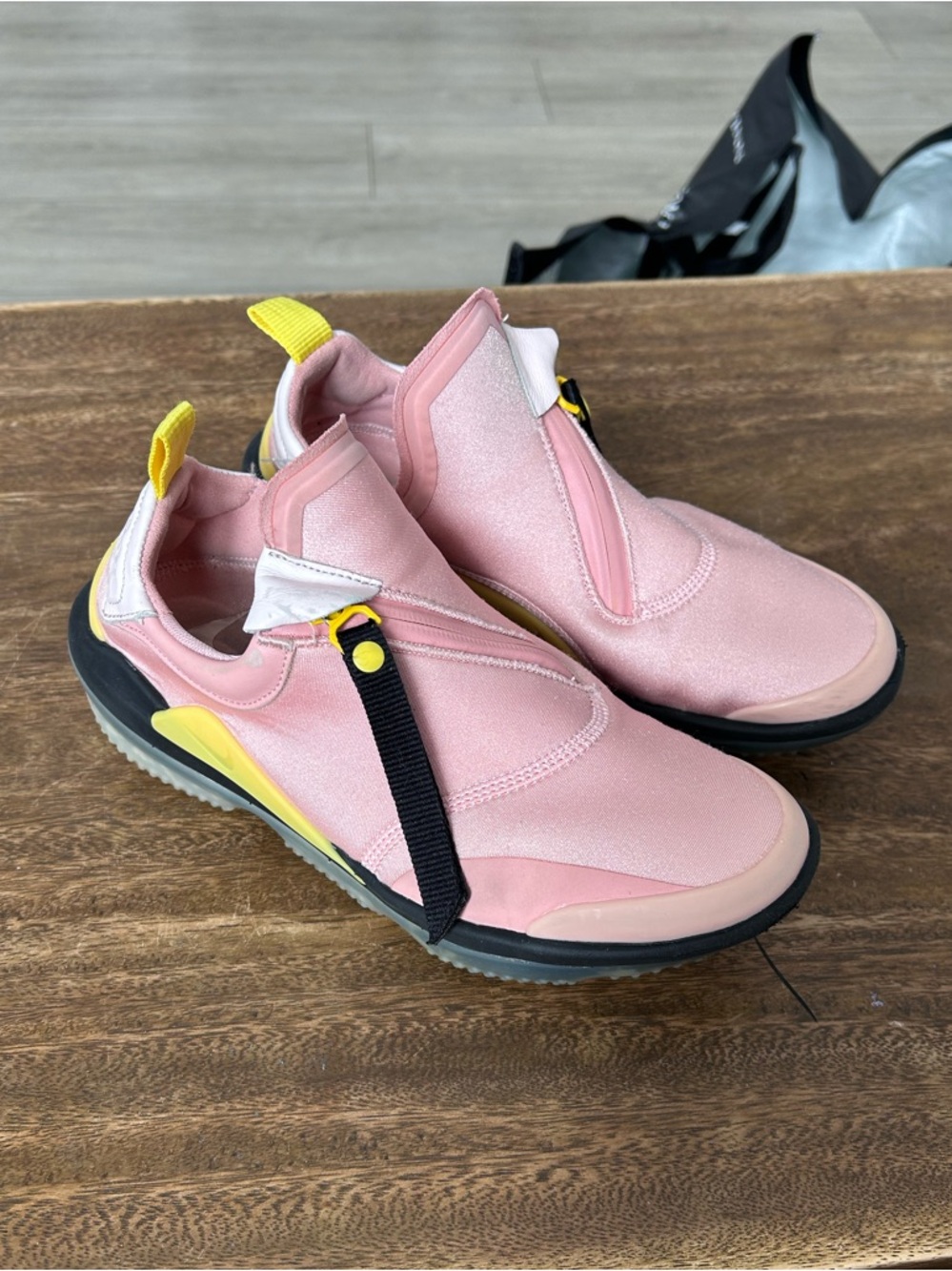 Nike Joyride Optik Sneakers Women's Pink Stardust Coral Running Shoe Training